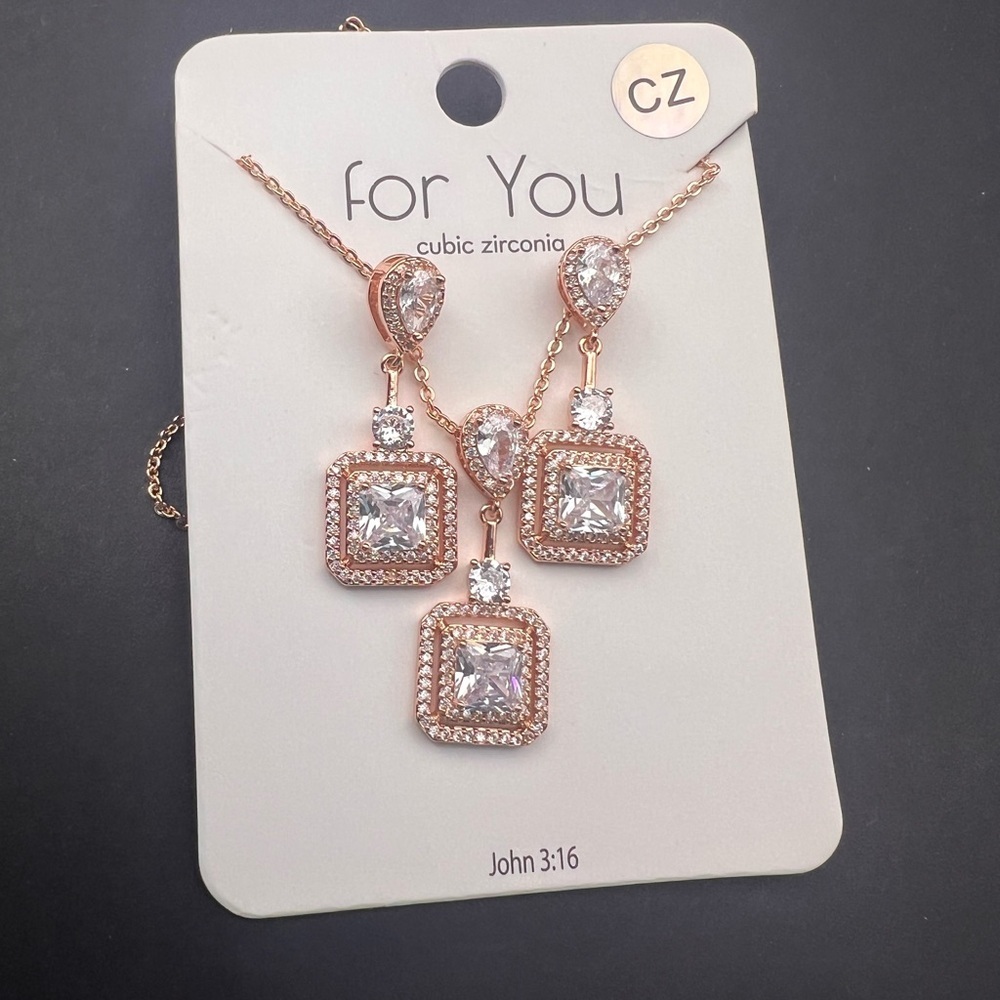 Rose Gold Cubic Zirconia Necklace & Earrings Set
